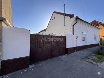 Casa Episcopia 1200 mp teren - Oradea