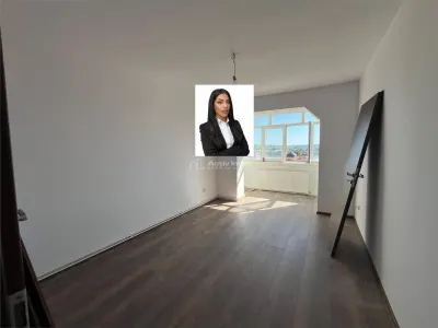 Lugoj, Apartament 3 Cam., 84 Mp., Semidecomandat, et.6, Central Blocul Postei - Lugoj