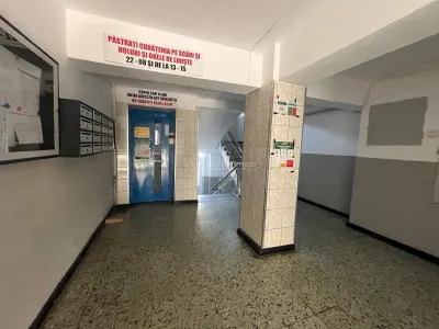 Lugoj, Apartament 3 Cam., 84 Mp., Semidecomandat, et.6, Central Blocul Postei - foto 11