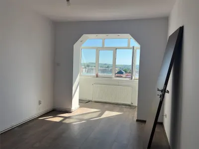 Lugoj, Apartament 3 Cam., 84 Mp., Semidecomandat, et.6, Central Blocul Postei - foto 26