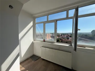 Lugoj, Apartament 3 Cam., 84 Mp., Semidecomandat, et.6, Central Blocul Postei - foto 29