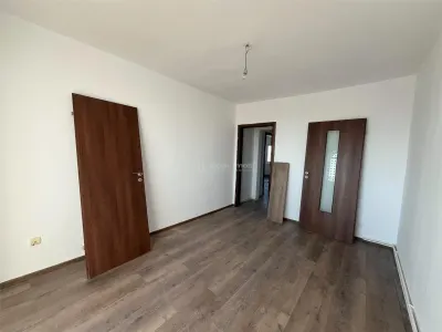 Lugoj, Apartament 3 Cam., 84 Mp., Semidecomandat, et.6, Central Blocul Postei - foto 31