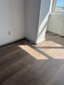 Lugoj, Apartament 3 Cam., 84 Mp., Semidecomandat, et.6, Central Blocul Postei - foto 35