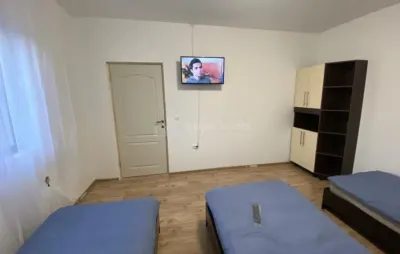 Cazare pentru muncitori 50 lei pe zi  inclus utilitati - foto 6