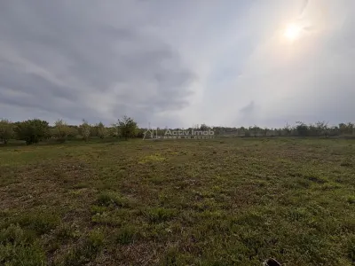 Teren pe colt Str Beldiceanu – 800 mp ideali pentru casa ta intr-o zona linistita - foto 7