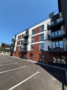 5 apartamente noi de inchiriat pret de la 400 euro - Galati