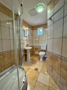 3 camere - Pensiune - Termen lung - foto 12