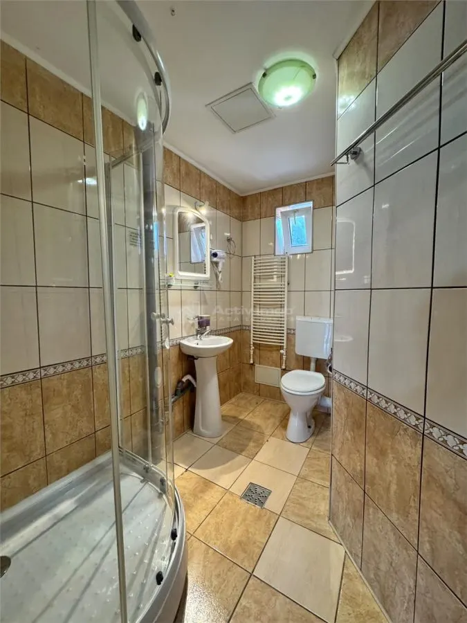 3 camere - Pensiune - Termen lung - foto 13