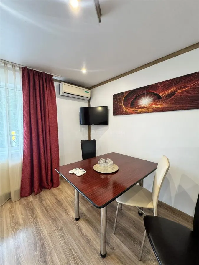 3 camere - Pensiune - Termen lung - foto 5