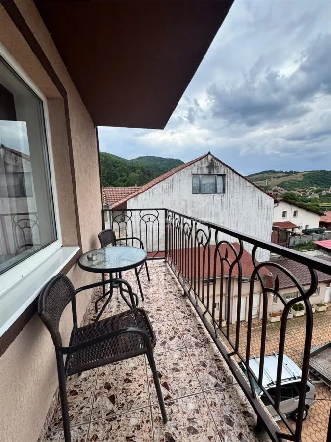 3 camere - Pensiune - Termen lung - foto 9