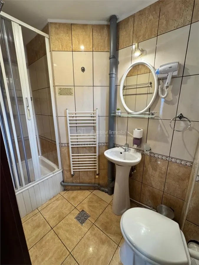 3 camere - Pensiune - Termen lung - foto 10