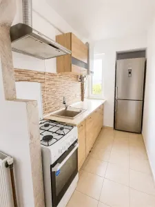 Apartament de vanzare cu 2 camere mobilat - foto 2