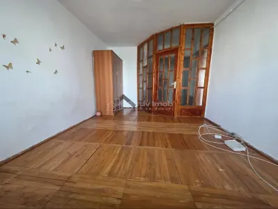 2 camere, decomandat, 48 mp, etaj 4 din 9, Unirii Sud PSD - Buzau