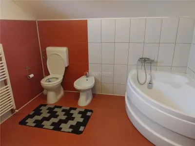 Vila- P+E  4 Camere , 3 bai- Sanpetru Brasov - foto 10