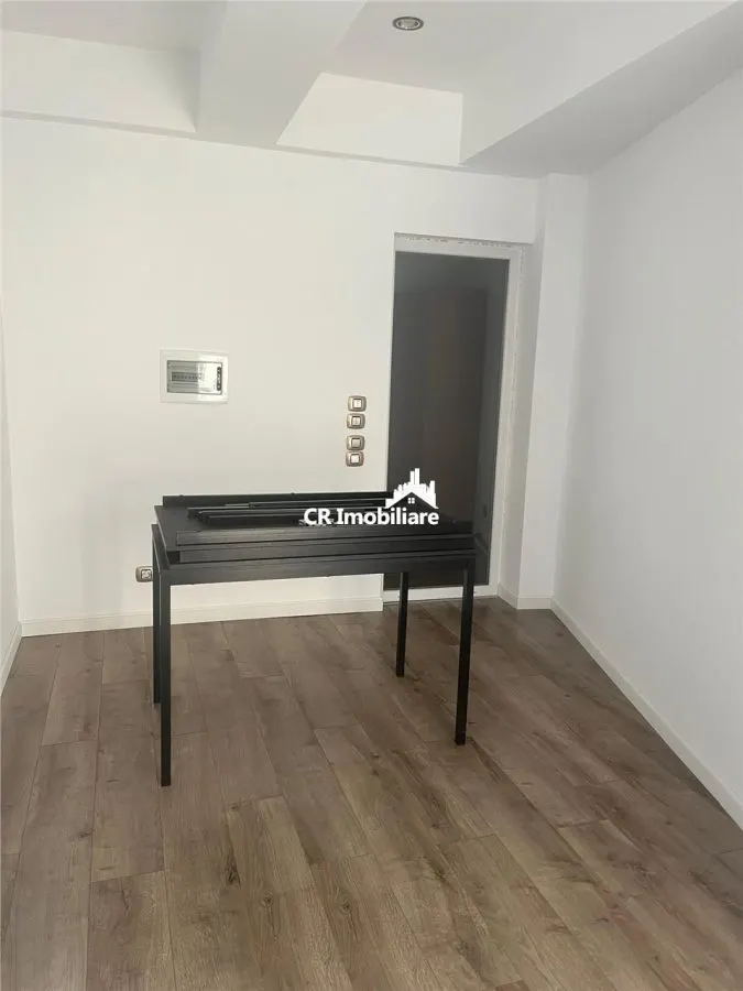 Spatiu birouri 6  camere, Piata Romana - foto 3