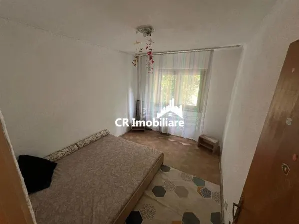 Apartament 3 camere București - poza 1