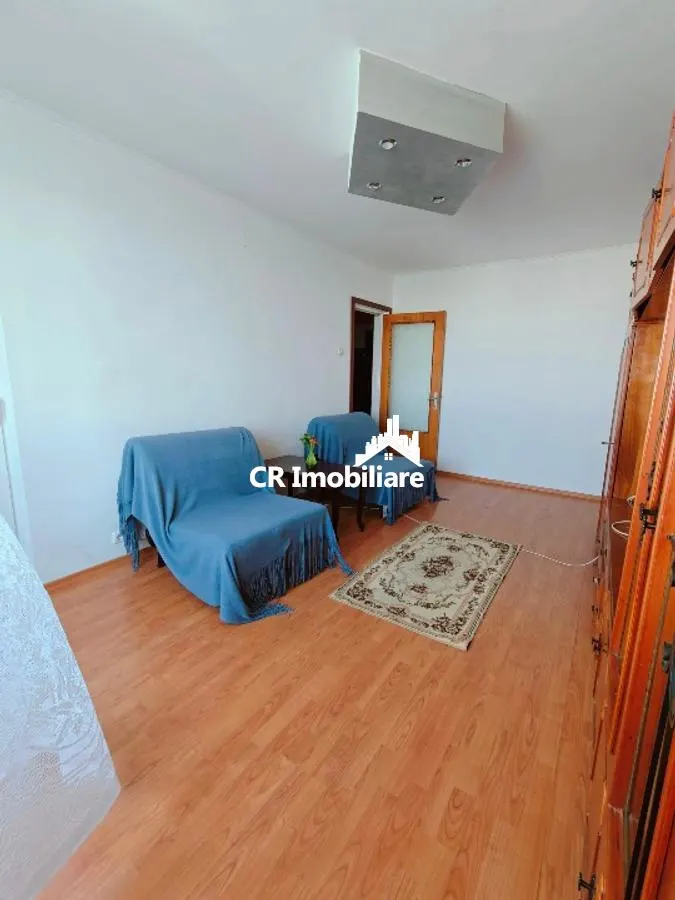 Apartament 3 camere, Aparatorii Patriei - foto 1