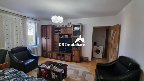 Apartament 3 camere București - poza 1