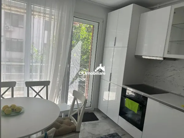 Apartament 3 camere București - poza 1