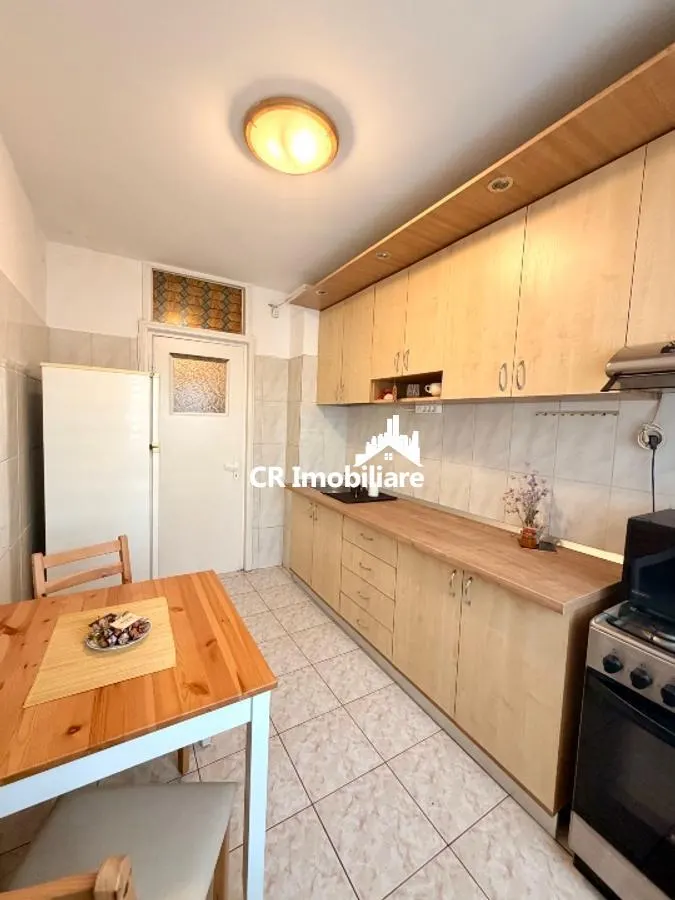 Apartament spatios 2 camere, Turda centrala proprie - foto 1