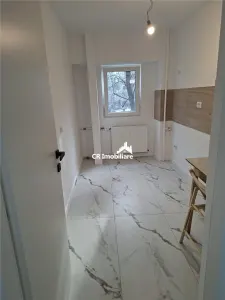 Garsoniera, Aparatorii Patriei - foto 2