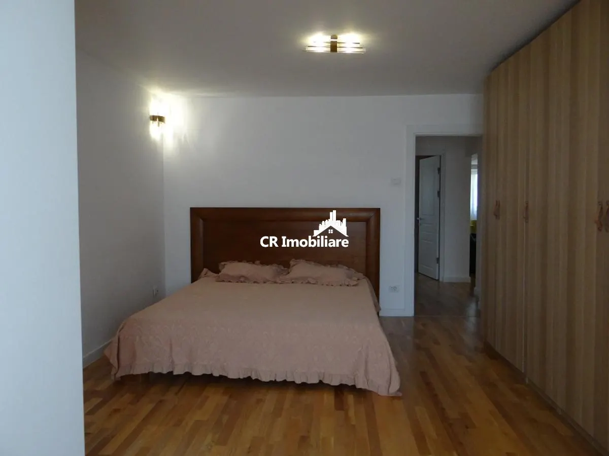 Apartament 3 camere Decebal - foto 6