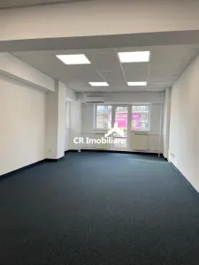 Apartament 4 camere, Piata Unirii pretabil pentru firma - foto 2