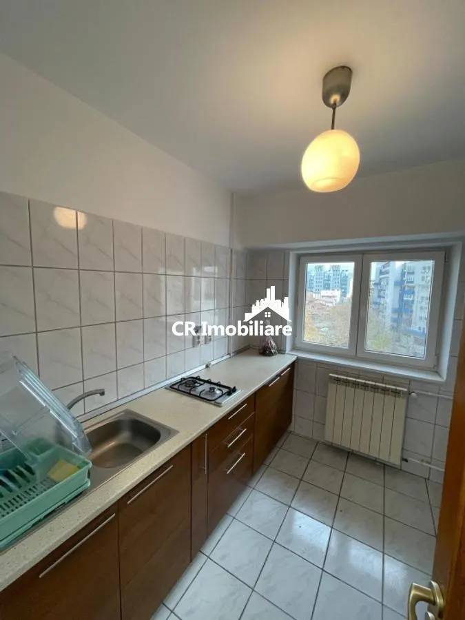 Apartament 4 camere, Piata Unirii pretabil pentru firma - foto 3