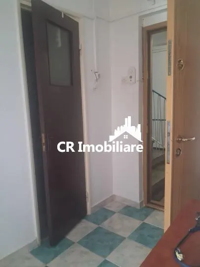 Apartament 2 camere Dristor Baba Novac - foto 4