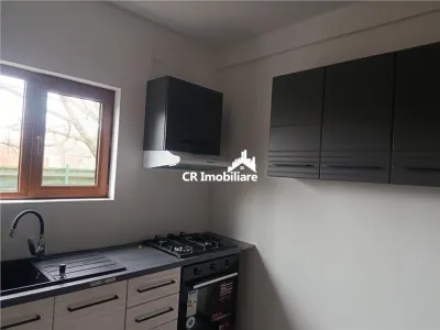 Vila de vanzare cu acces la padurea Izvorani in spatele casei si aproape de centrul comercial Ciolpani - foto 9