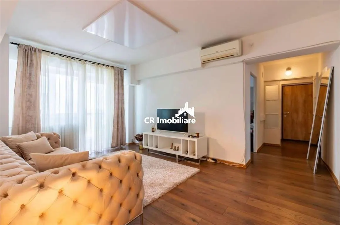 Apartament 3 camere București - poza 1