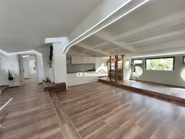 Apartament 4 camere București - poza 2