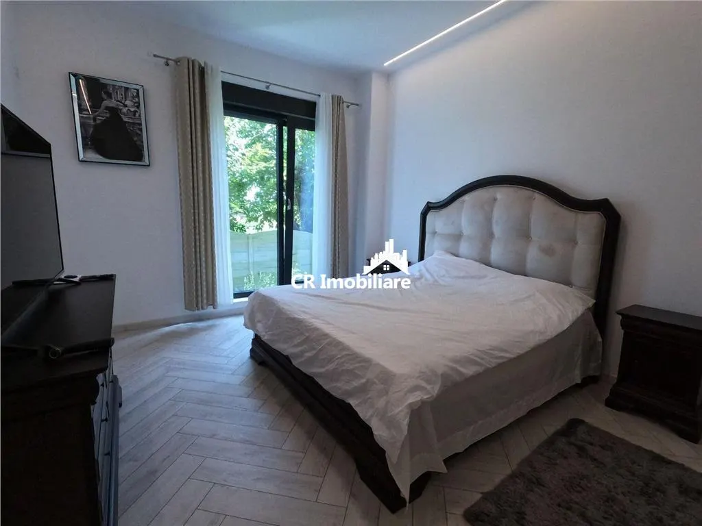 Vanzare 4 camere Jandarmeriei - foto 1