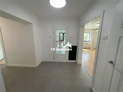 Apartament 3 camere București - poza 2