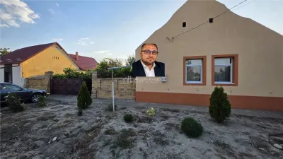 Casa checea 3 camere - Checea
