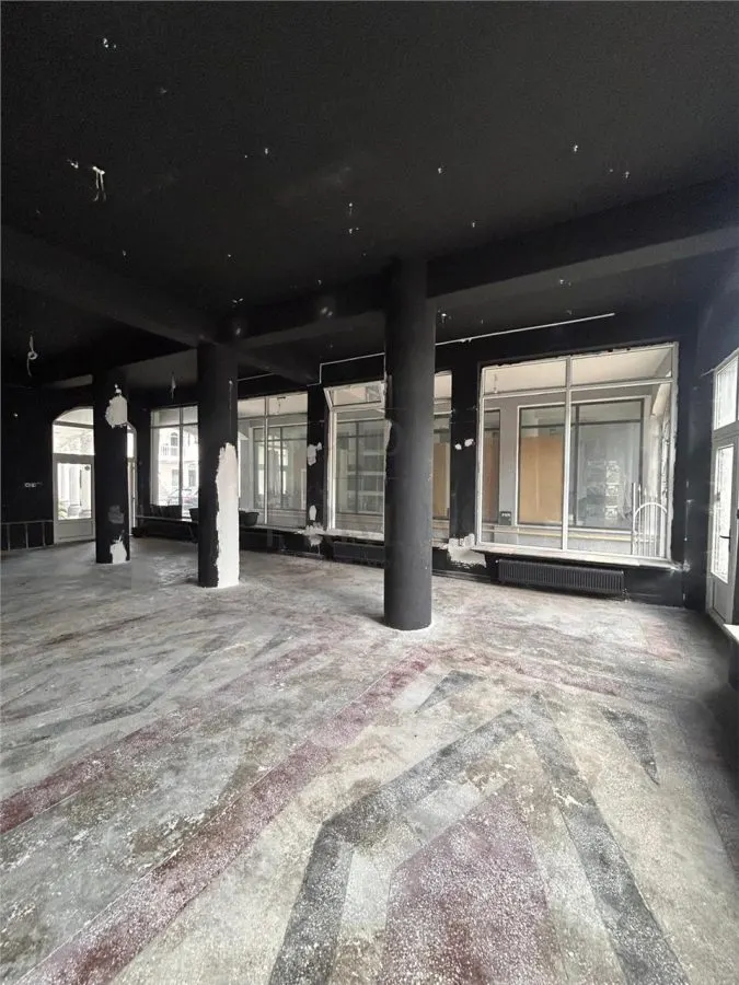 Spatiu comercial intr-o zona cu vad, centrala proprie - foto 6