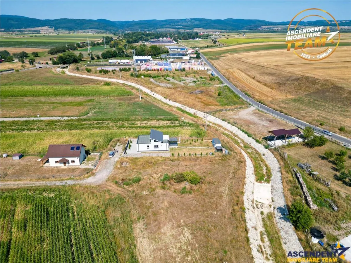 Ultima parcela de vanzare,la un pas de Sfantu Gheorghe,824 mp intravilan,Arcus - foto 4
