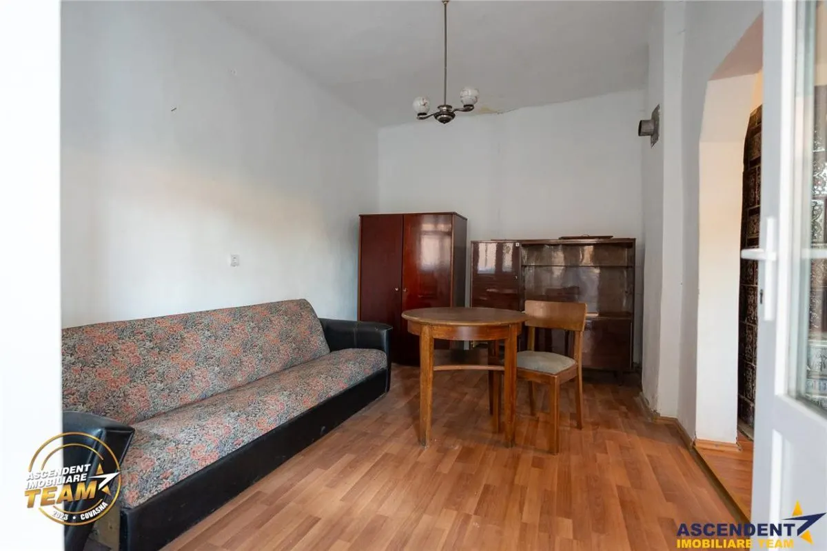 FILM! De vanzare casa traditionala, cu dependinte si facilitati, in Bretcu, Covasna - foto 13
