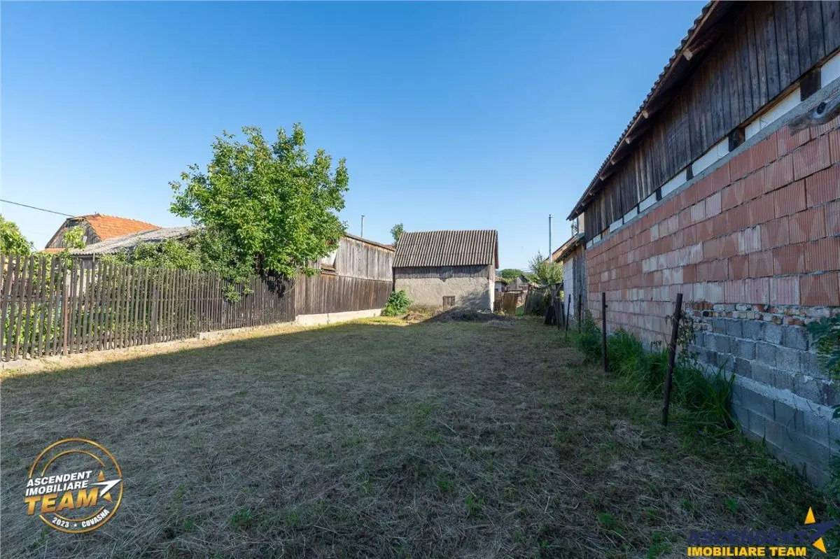 FILM! De vanzare casa traditionala, cu dependinte si facilitati, in Bretcu, Covasna - foto 5