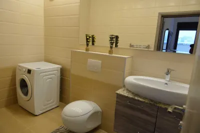 Vilă de lux cu 4 camere, 3 dormitoare cu băi proprii și curte privată – lângă Cartierul Felicity - foto 4