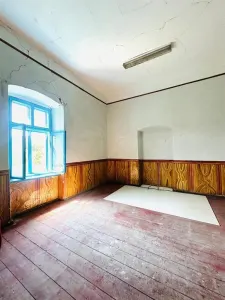 DE VANZARE CONAC  CU TEREN 8330  MP ZONA MELINESTI LA 20 KM CRAIOVA  DOLJ - foto 14