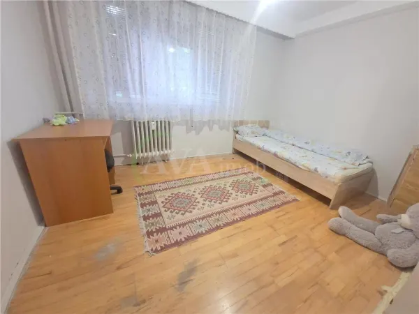 Apartament 3 camere Bacău - poza 11