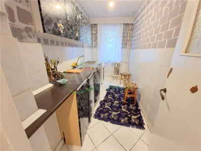 Apartament 3 decomandate, etaj 1, zona Narcisa - foto 5