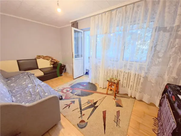 Apartament 3 camere Bacău - poza 9