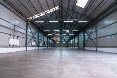 Hala industriala/depozitare+ Birouri,409 mp, acces tir - Dorobantilor - foto 4