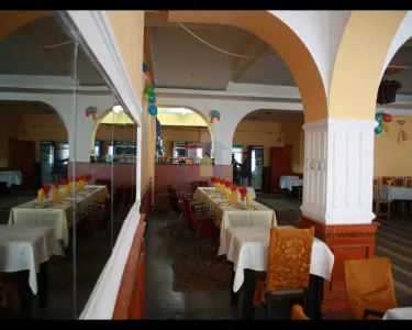 Spatiu comercial 333 mp, vitrina stradala 18 m, GARII - Braila