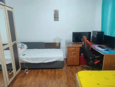 Casa 3 camere zona Centrala, teren 385 mp - foto 12