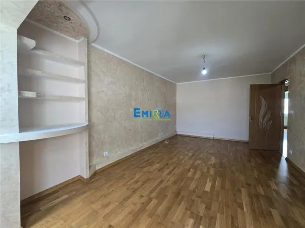 Apartament 3 camere Bacău - poza 8