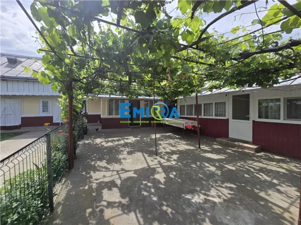 Casă 6 camere Bahna - poza 1