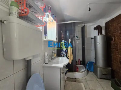 Proprietate de vanzare in Sat Izvoare, com. Bahna, judetul Neamt - foto 12